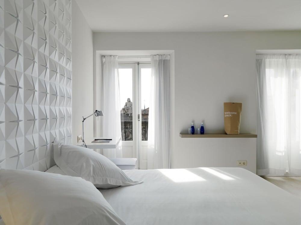 Urbansea Atocha 113 Hotel Мадрид Екстериор снимка