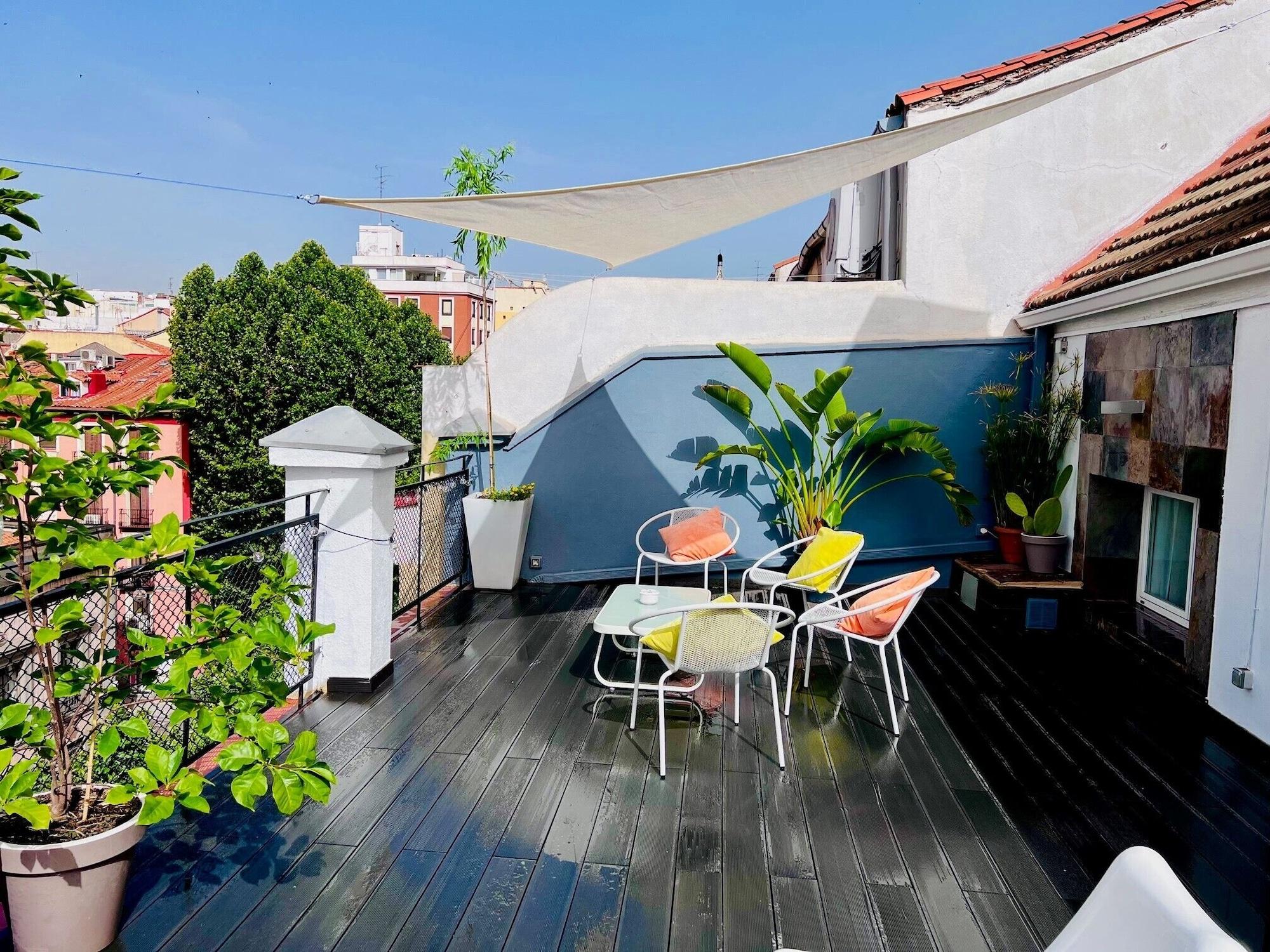 Urbansea Atocha 113 Hotel Мадрид Екстериор снимка