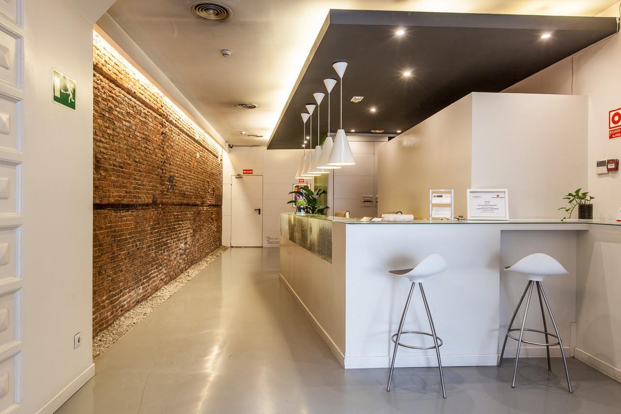 Urbansea Atocha 113 Hotel Мадрид Екстериор снимка