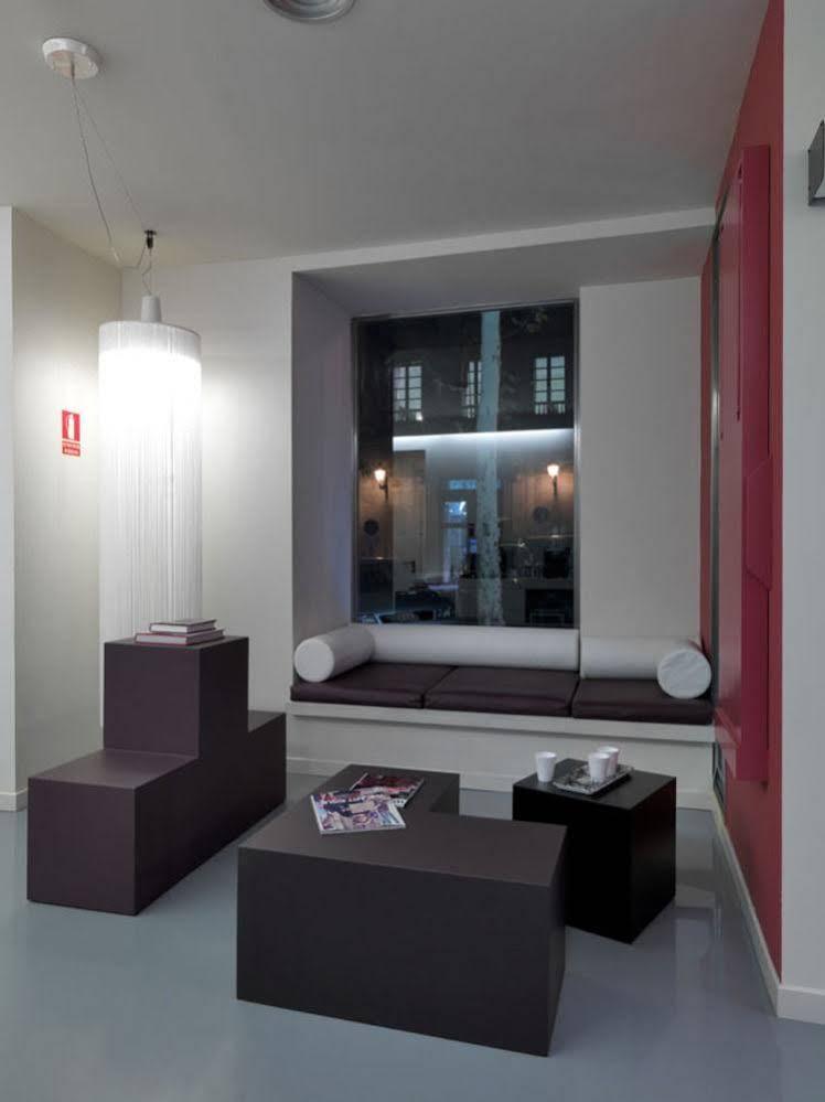 Urbansea Atocha 113 Hotel Мадрид Екстериор снимка